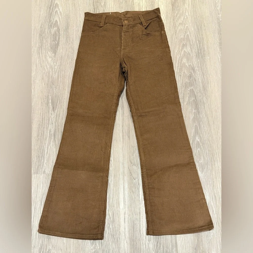 Vintage 1980s Deadstock Levi’s 746 Brown Corduroy Pants